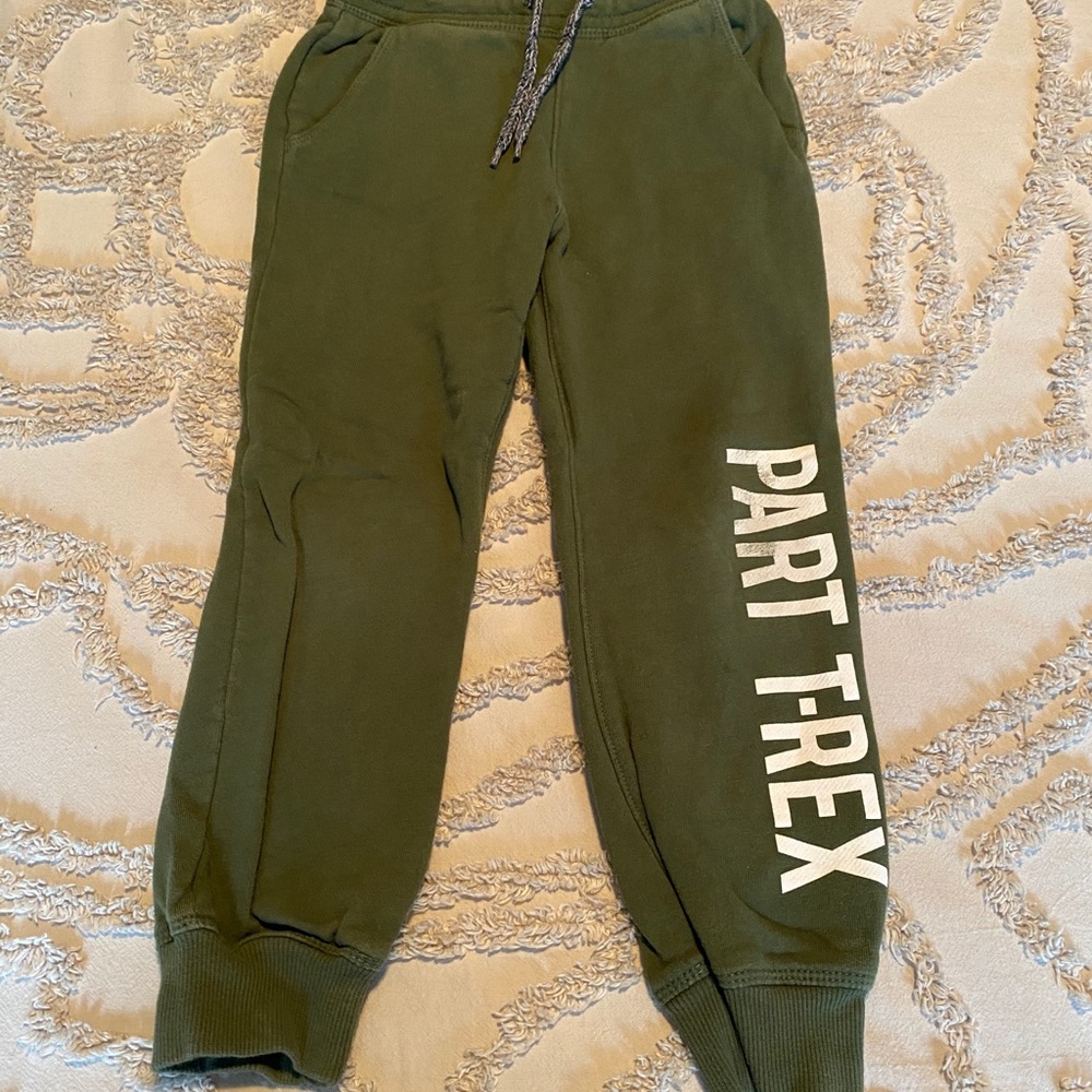 Carter’s sweatpants